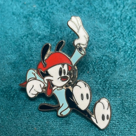 Jewelry - Animaniacs Wacko Lapel Pin